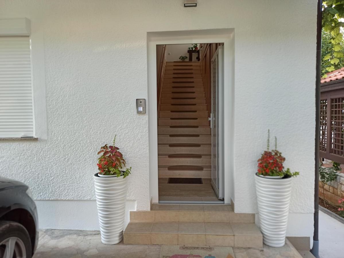 Apartments Villa Katana Porec Bagian luar foto