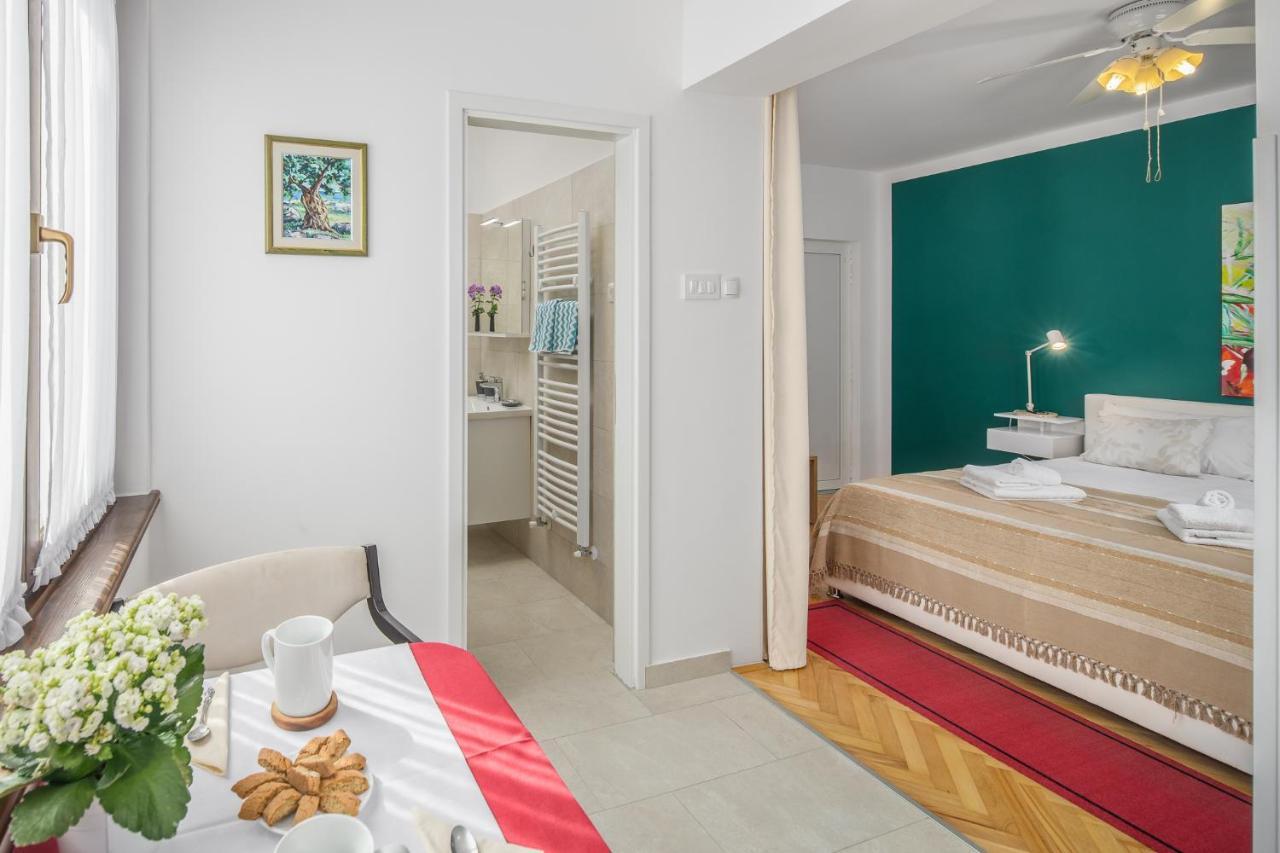 Apartments Villa Katana Porec Bagian luar foto