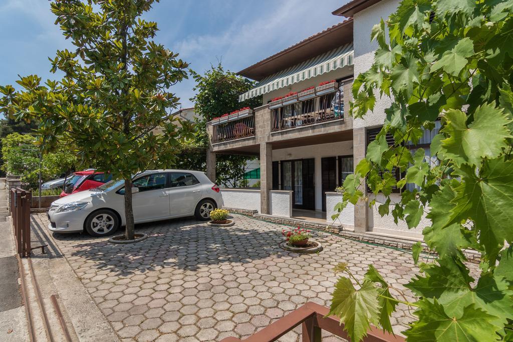 Apartments Villa Katana Porec Bagian luar foto